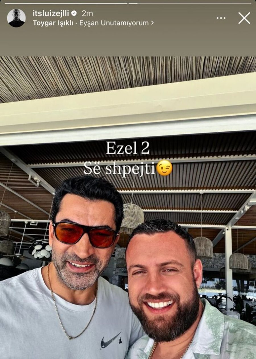 Luiz Ejlli pozon me &lsquo;Ezelin&rsquo; nga pushimet n&euml; Turqi
