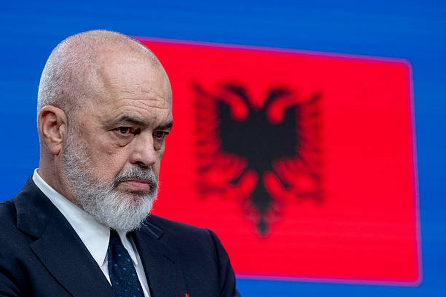 Konferenca Nd&euml;rqeveritare n&euml; Bruksel, Shqip&euml;ria mbyll sot tre