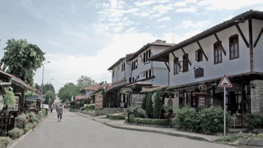 &ldquo;Ushtar&euml;t osman&euml; kap&euml;n &ccedil;do mashkull e fem&euml;r, ua